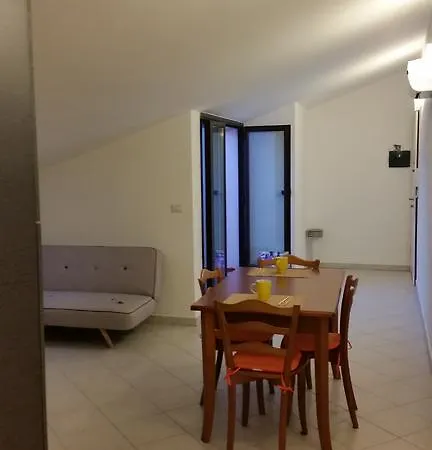 Mansarda Miro' Apartment *